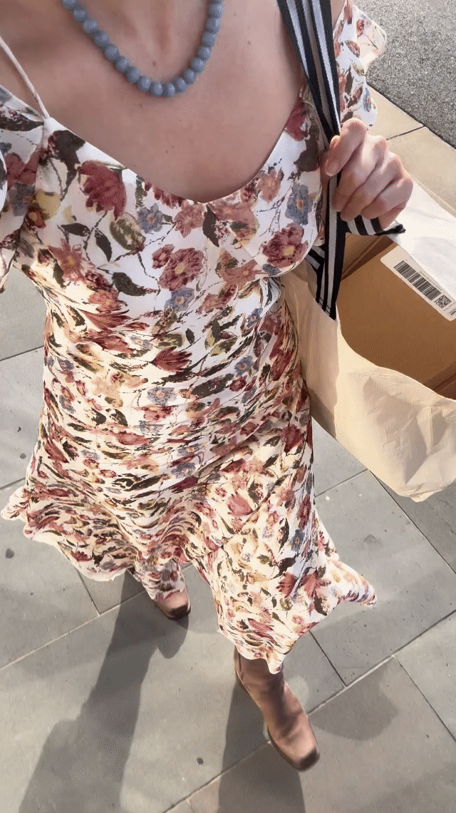 Flutter-Sleeve Dress Giardino