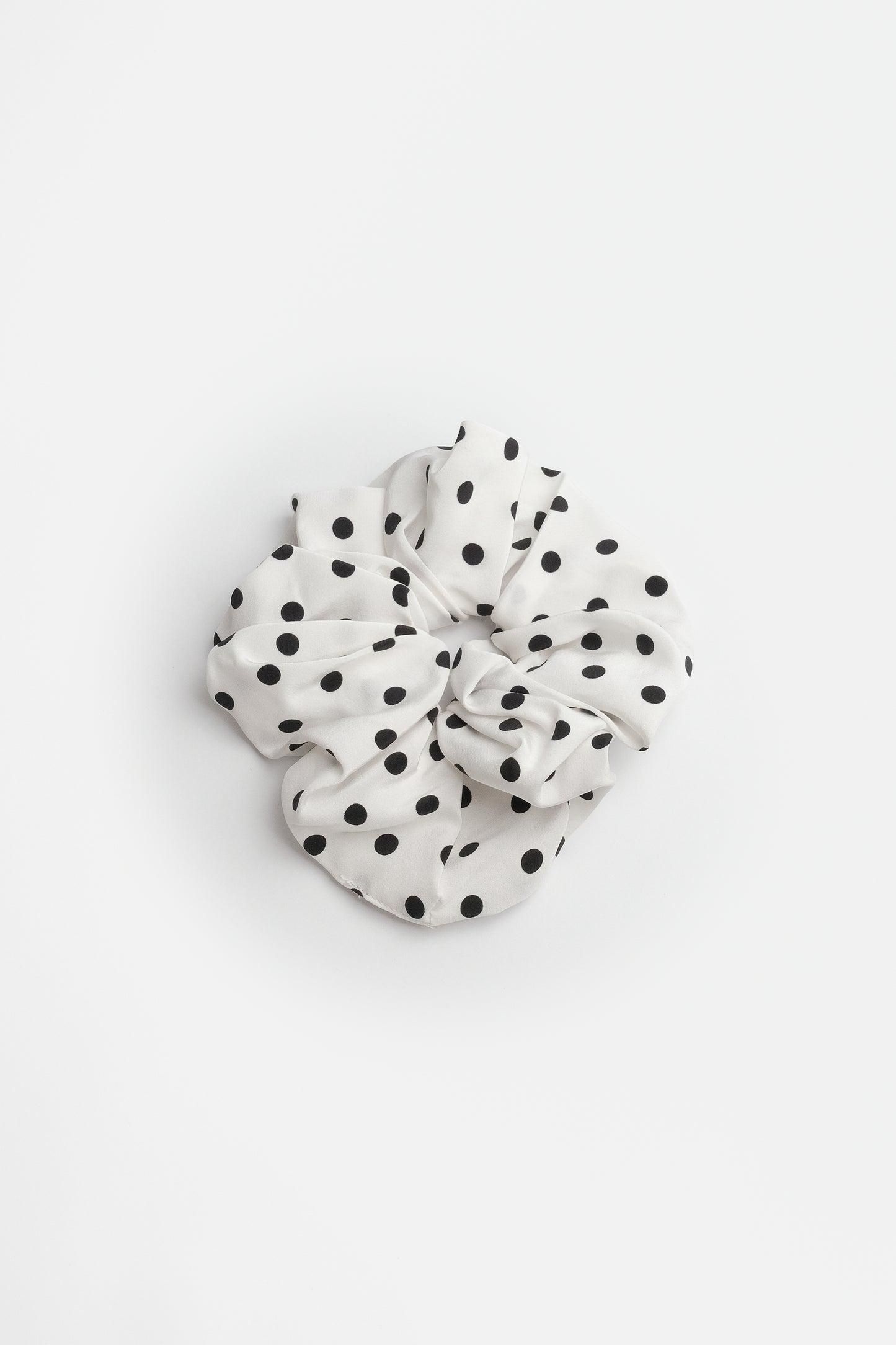 Oversized Scrunchie Pois Bianca