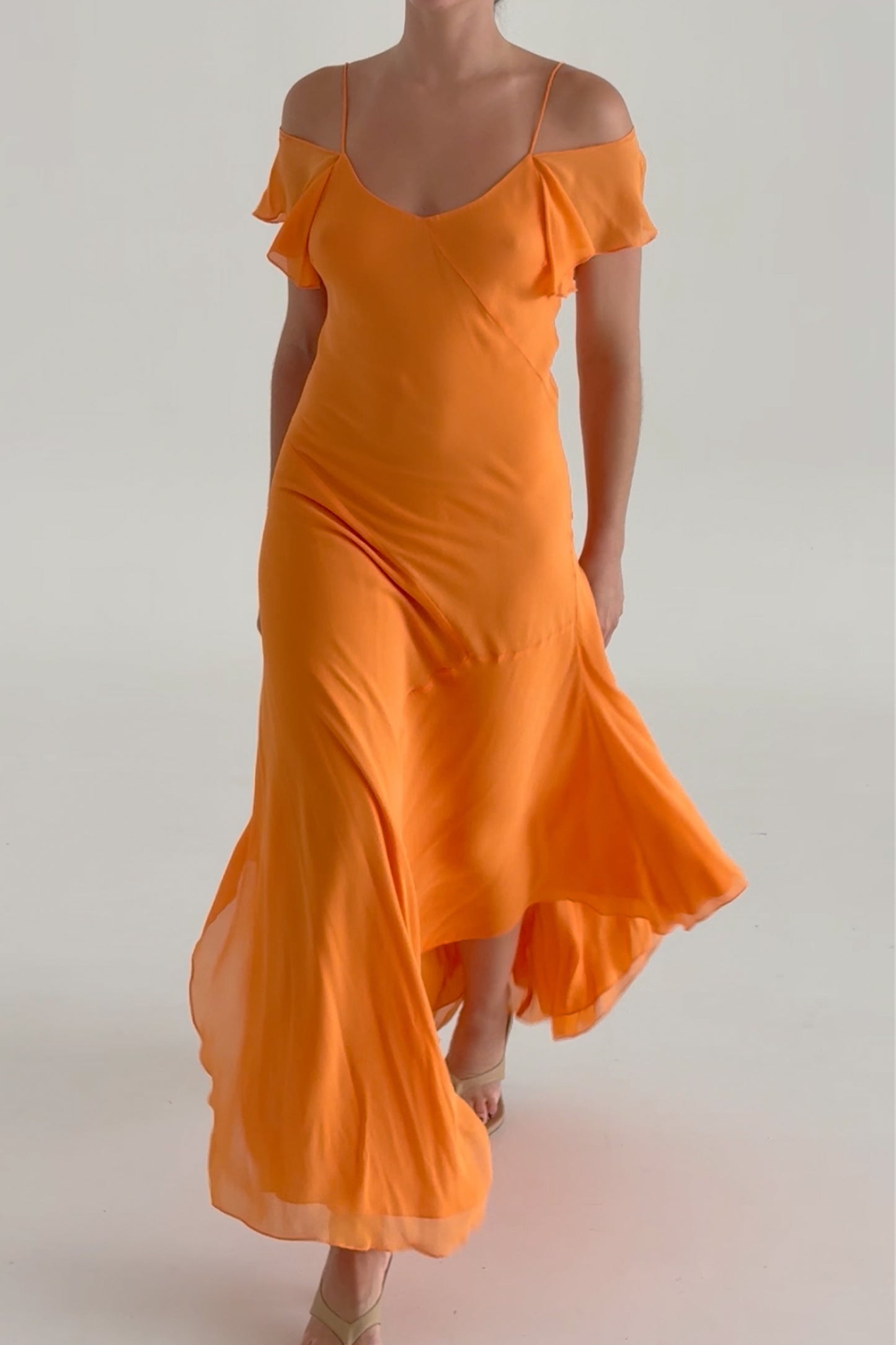 Flutter-Sleeve Dress Carota