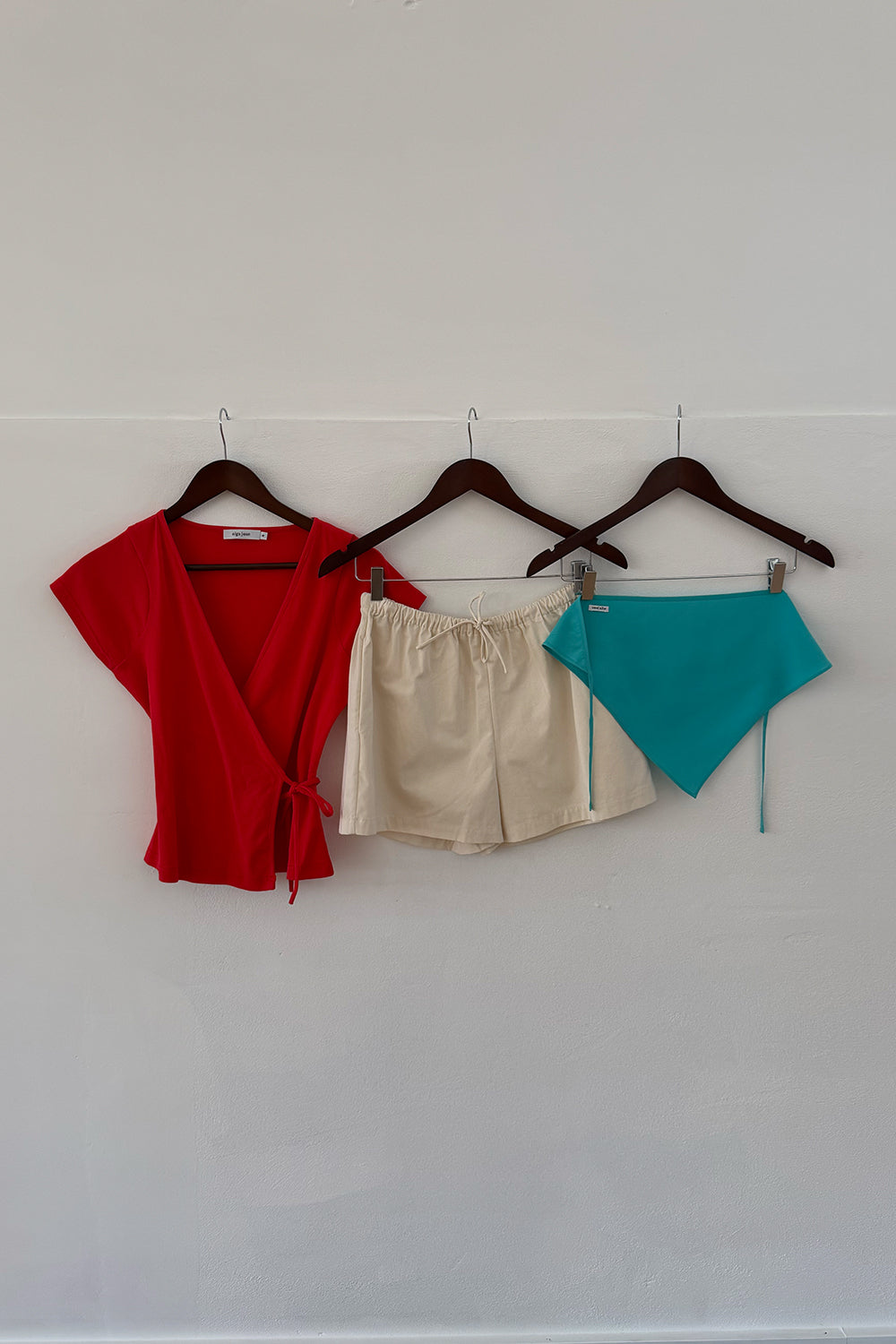 Mid-Rise Drawcord Short Bianca