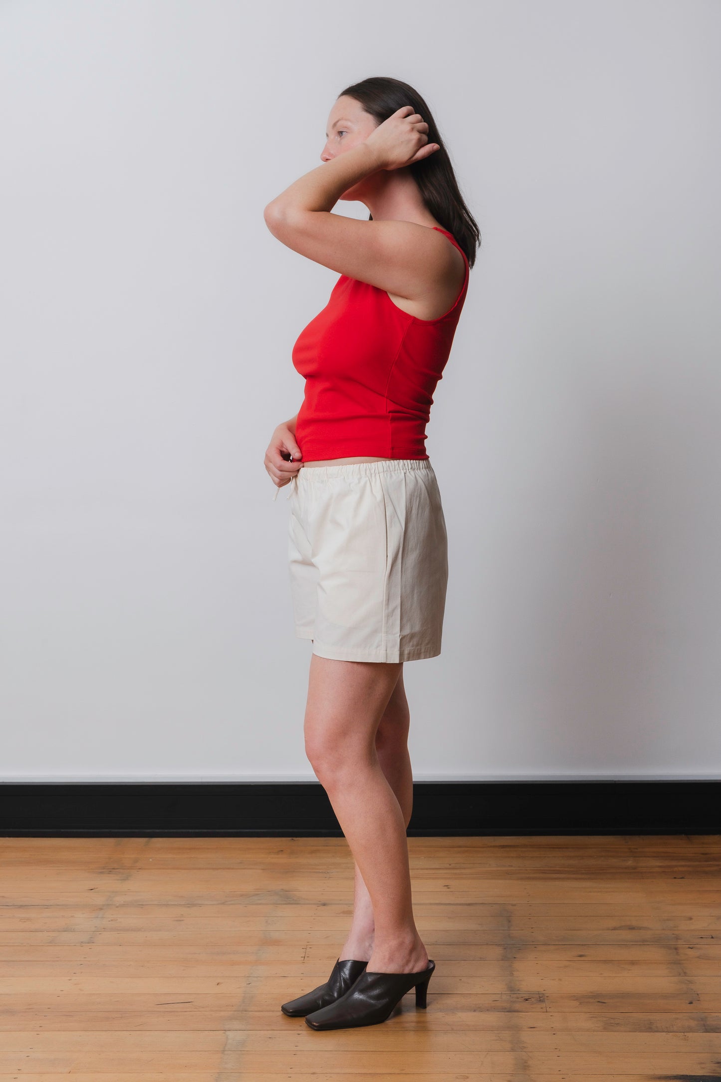 Mid-Rise Drawcord Short Bianca