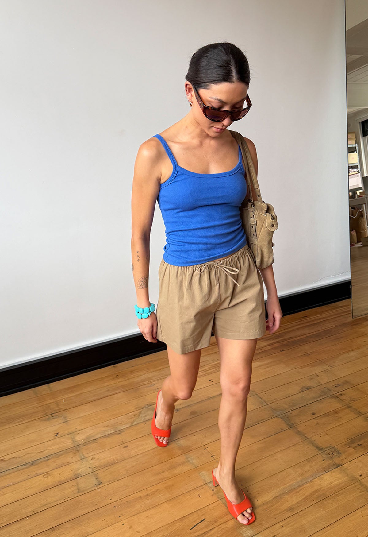 Mid-Rise Drawcord Short Tortora