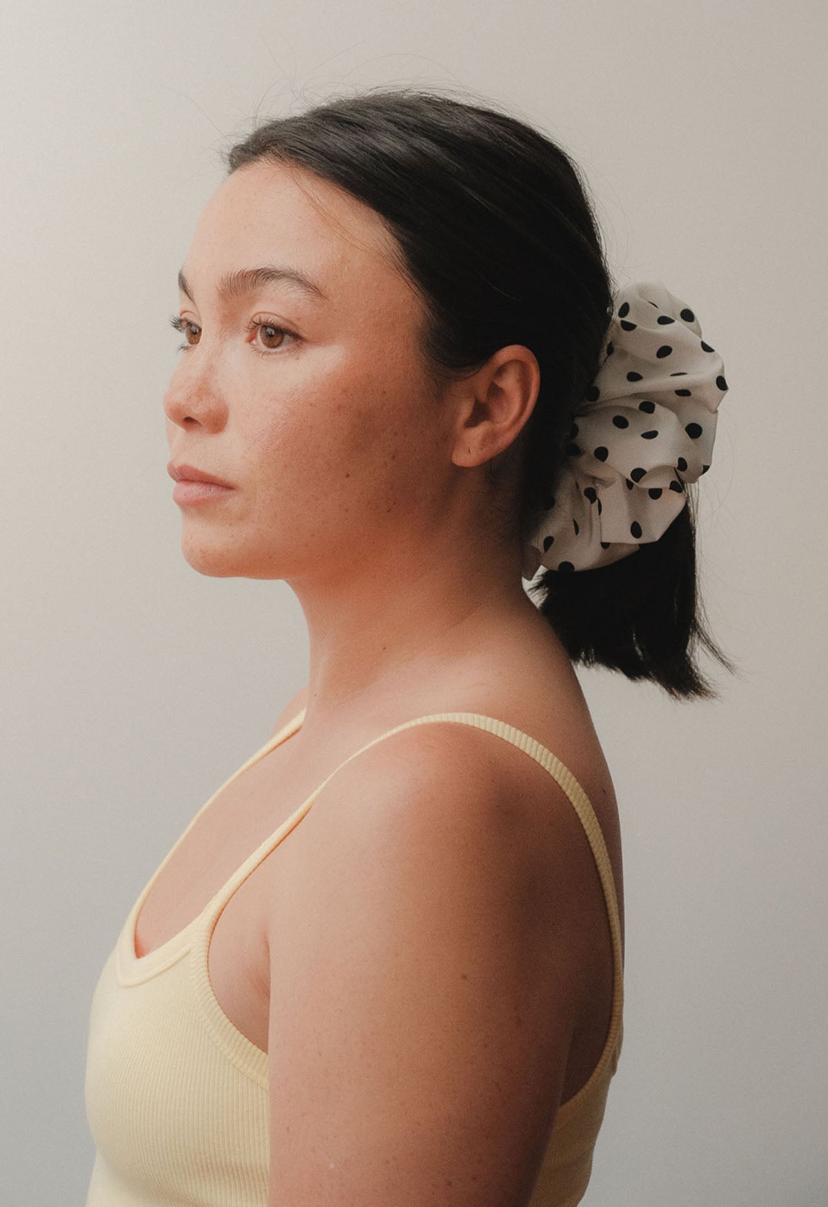 Oversized Scrunchie Pois Bianca