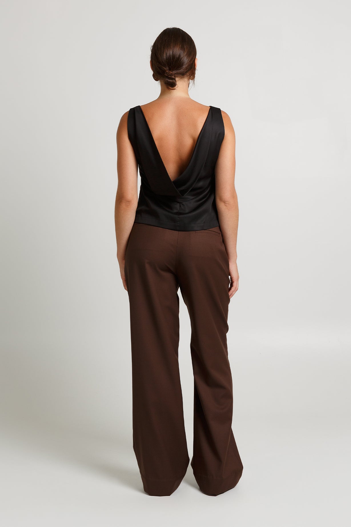 Cowl Back Top Nera