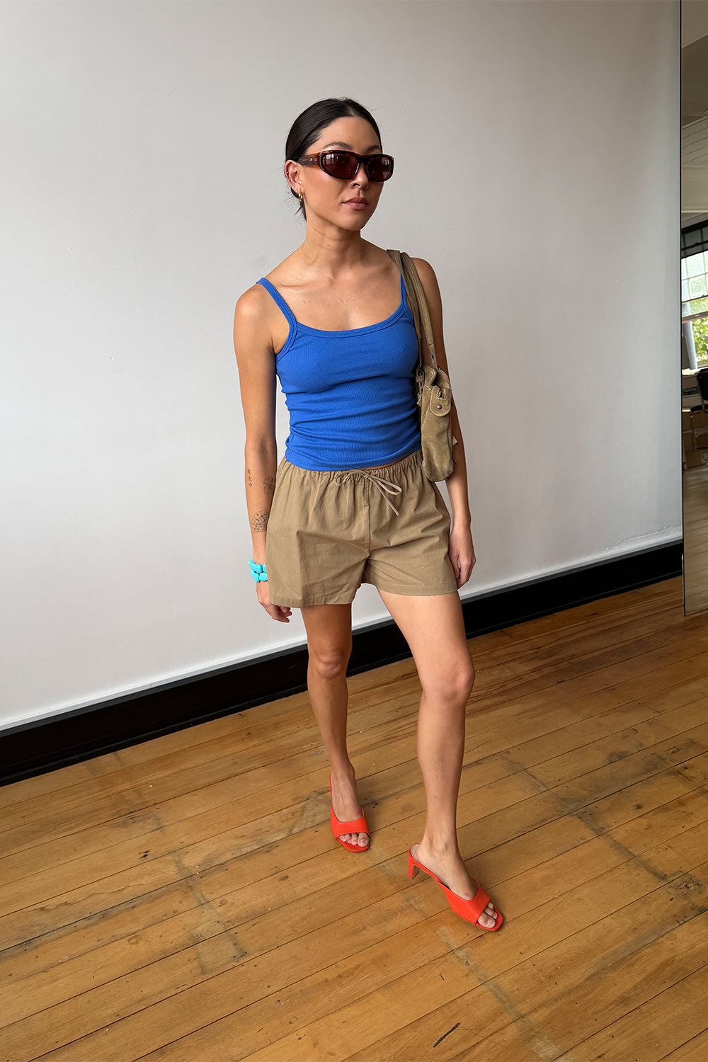 Mid-Rise Drawcord Short Tortora