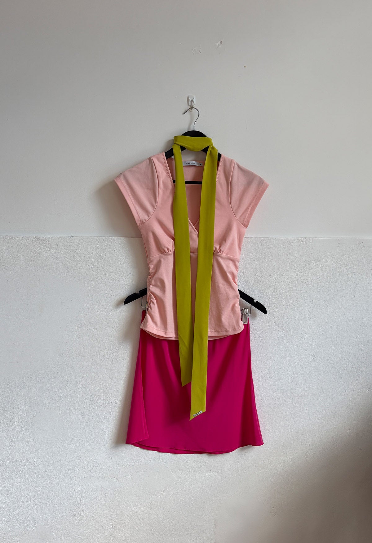 Ruched Plunge Cap-Sleeve Top Petalo
