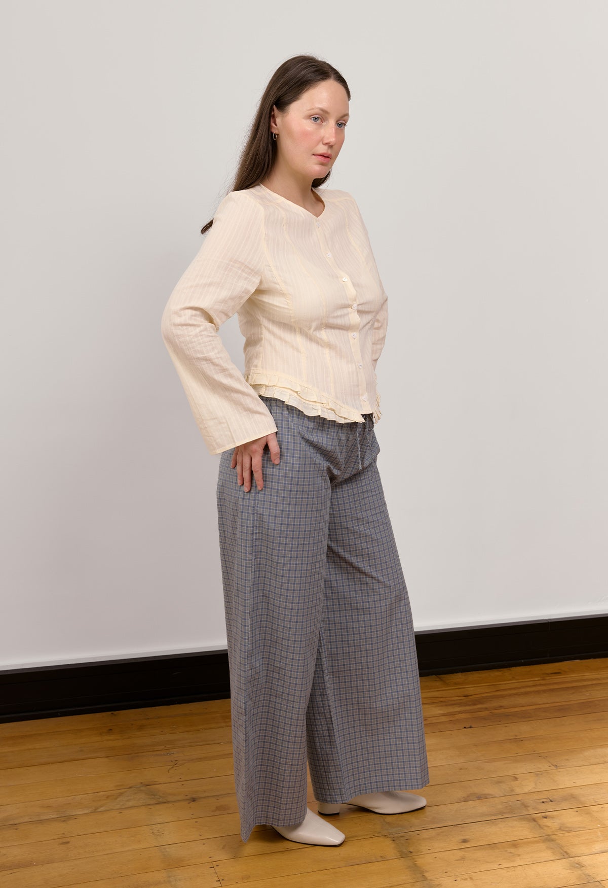 Ruffle-Hem Blouse Burro