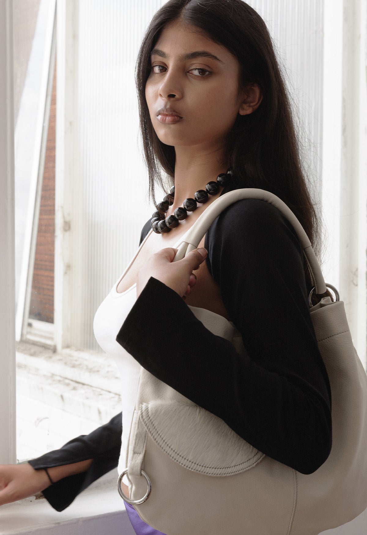 Sun Ray Necklace Onyx 20mm