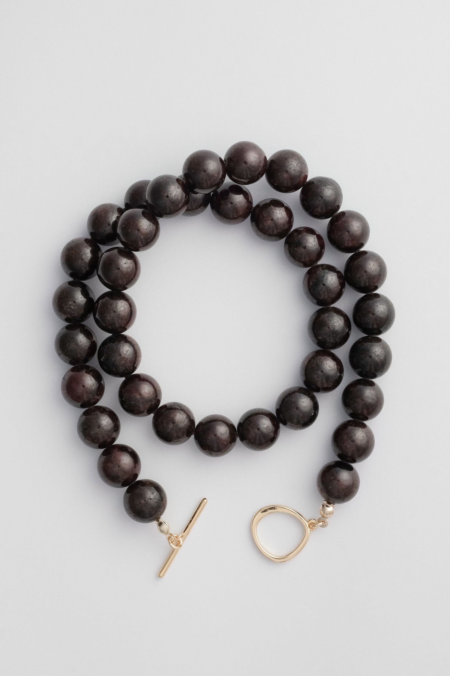 Olga Joan Sun Ray Necklace Garnet Gold (M)